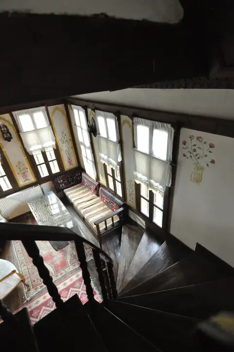 Interior and windows seen from the stairwell